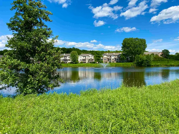 $424,900 | 13 Wood Brook Way, Fitchburg, WI 53711
