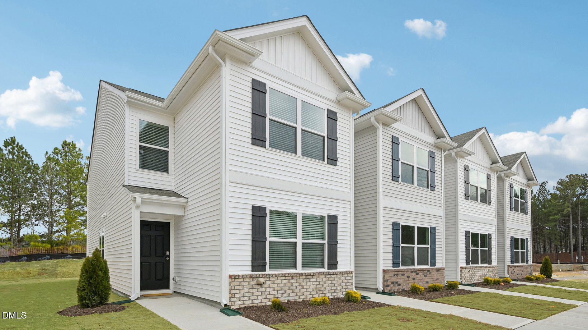 5814 Brambleberry Way Raleigh, NC 27616 - Photo 3 of 43 3-custom-Beckett Chase Wy lot 83-S2401-0