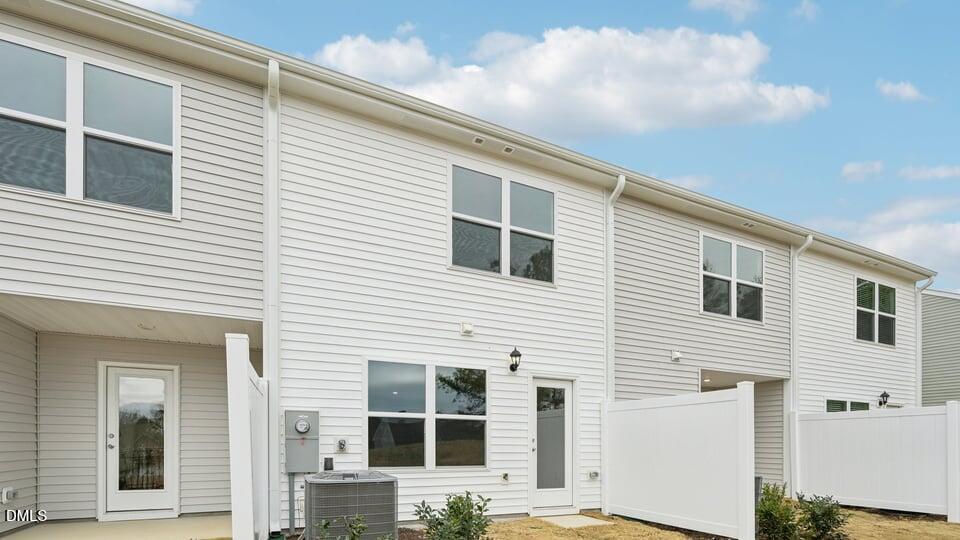 5814 Brambleberry Way Raleigh, NC 27616 - Photo 36 of 43 34-custom-Beckett Chase Wy lot 83-S2401-