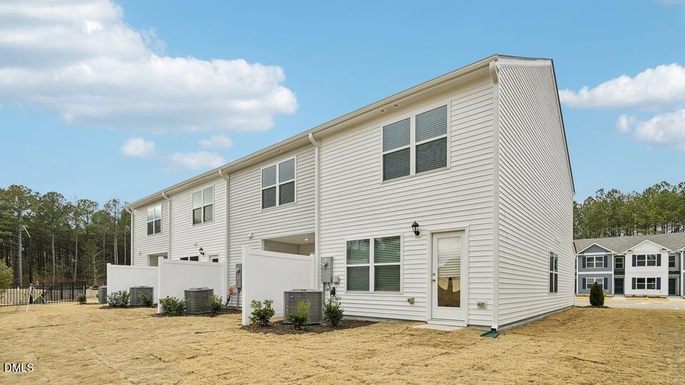 5814 Brambleberry Way Raleigh, NC 27616 - Photo 40 of 43 40-custom-Beckett Chase Wy lot 83-S2401-