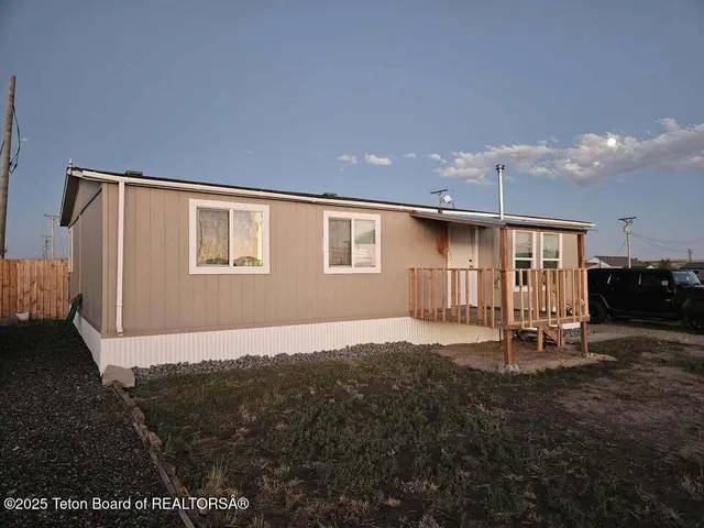 $82,500 | 121 Muledeer Street, Opal, WY 83124