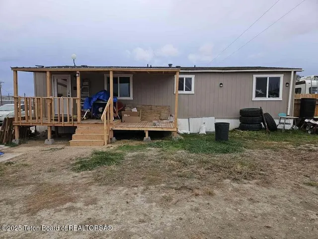 $82,500 | 121 Muledeer Street, Opal, WY 83124
