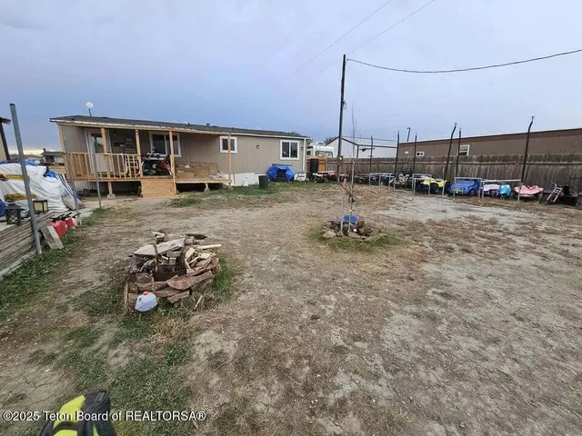 $82,500 | 121 Muledeer Street, Opal, WY 83124