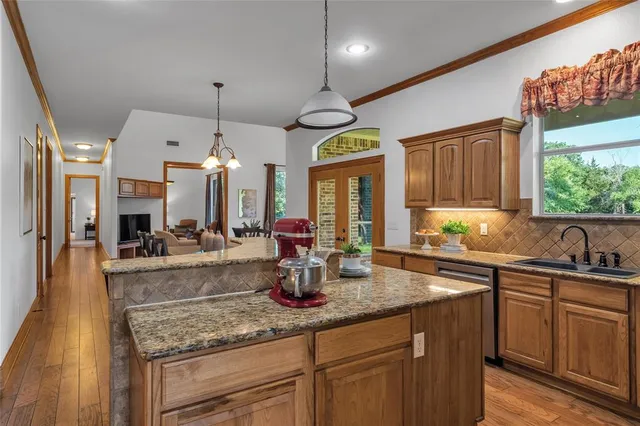 $1,195,000 | 10781 County Road 2913, Eustace, TX 75124