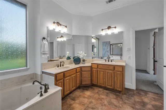 $1,195,000 | 10781 County Road 2913, Eustace, TX 75124