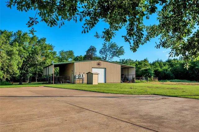 $1,195,000 | 10781 County Road 2913, Eustace, TX 75124