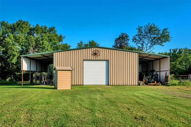 $1,195,000 | 10781 County Road 2913, Eustace, TX 75124