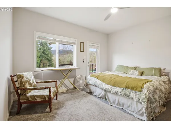 $699,000 | 40971 Deerhorn Road, Springfield, OR 97478