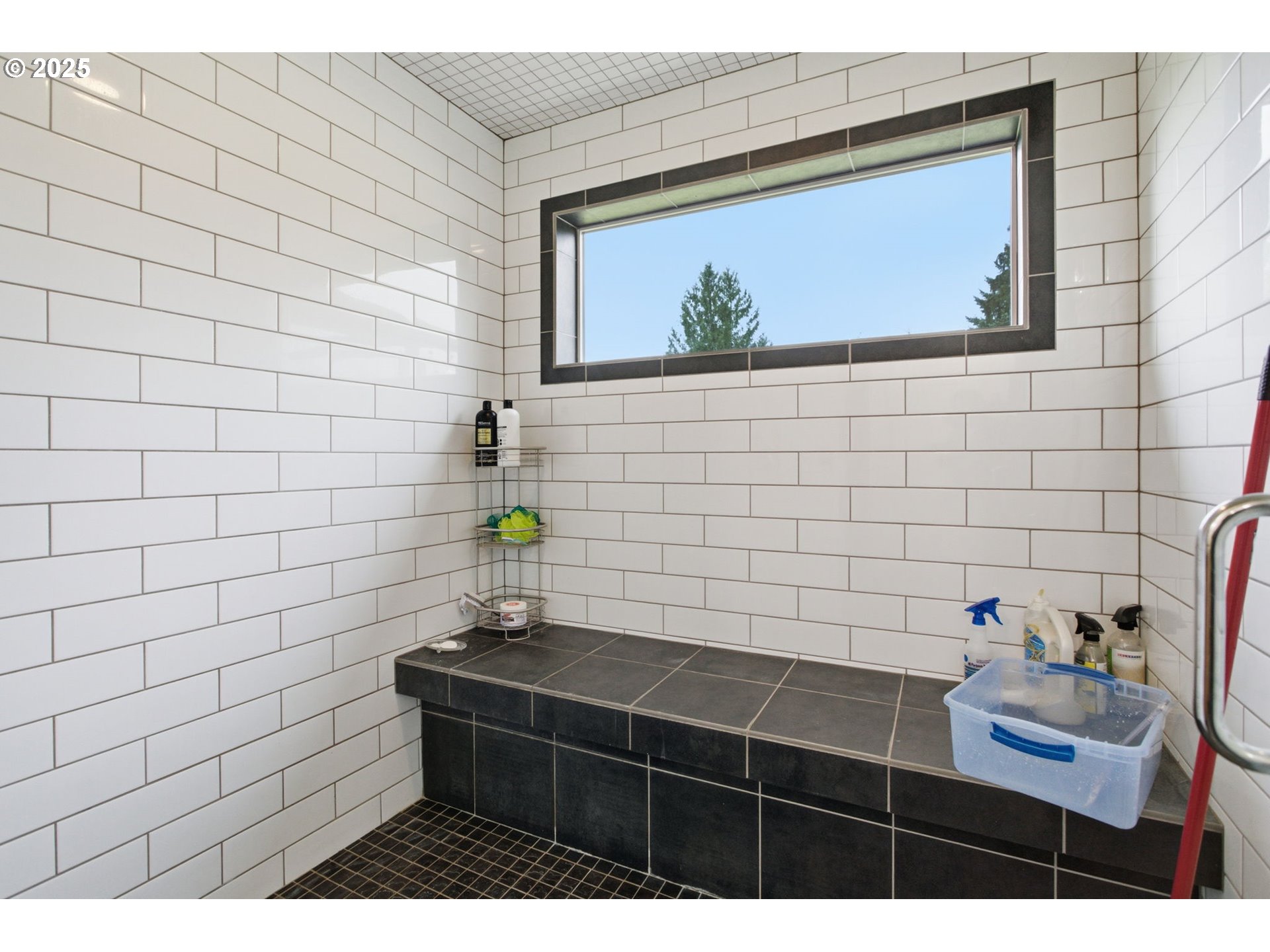 40971 Deerhorn Road Springfield, OR 97478 - Photo 15 of 46 Gallery Image 15