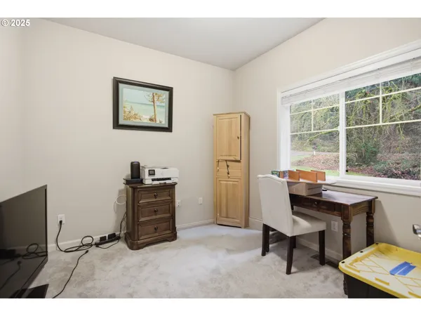 $699,000 | 40971 Deerhorn Road, Springfield, OR 97478