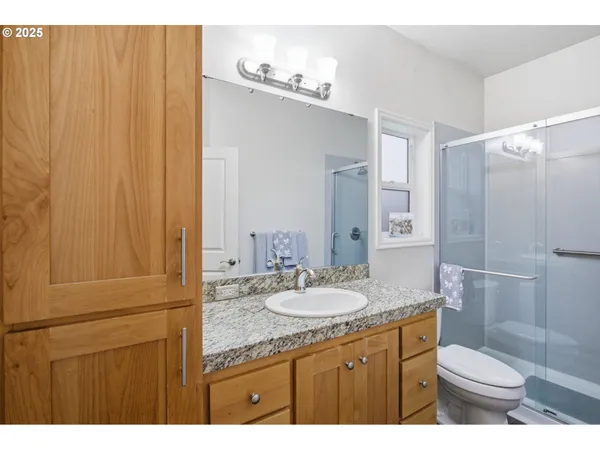 $699,000 | 40971 Deerhorn Road, Springfield, OR 97478