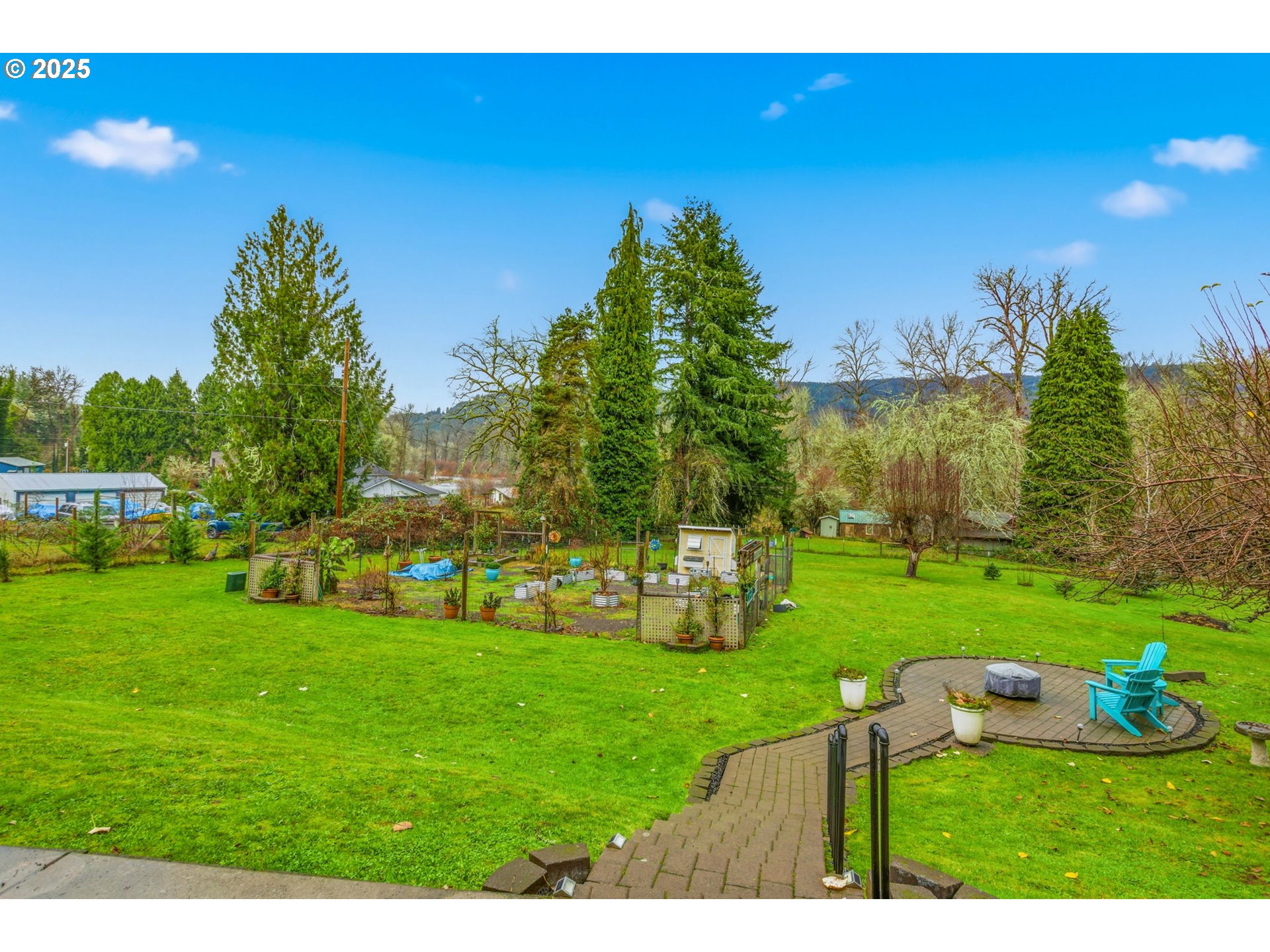 40971 Deerhorn Road Springfield, OR 97478 - Photo 21 of 46 Gallery Image 21