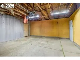 $699,000 | 40971 Deerhorn Road, Springfield, OR 97478