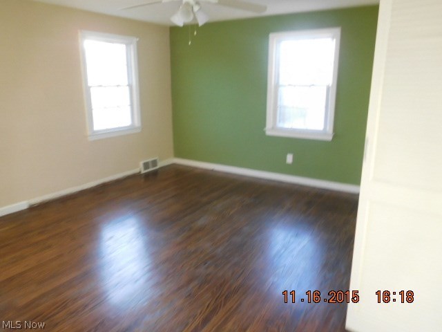 3423 Milverton Road Cleveland, OH 44120 - Photo 8 of 16