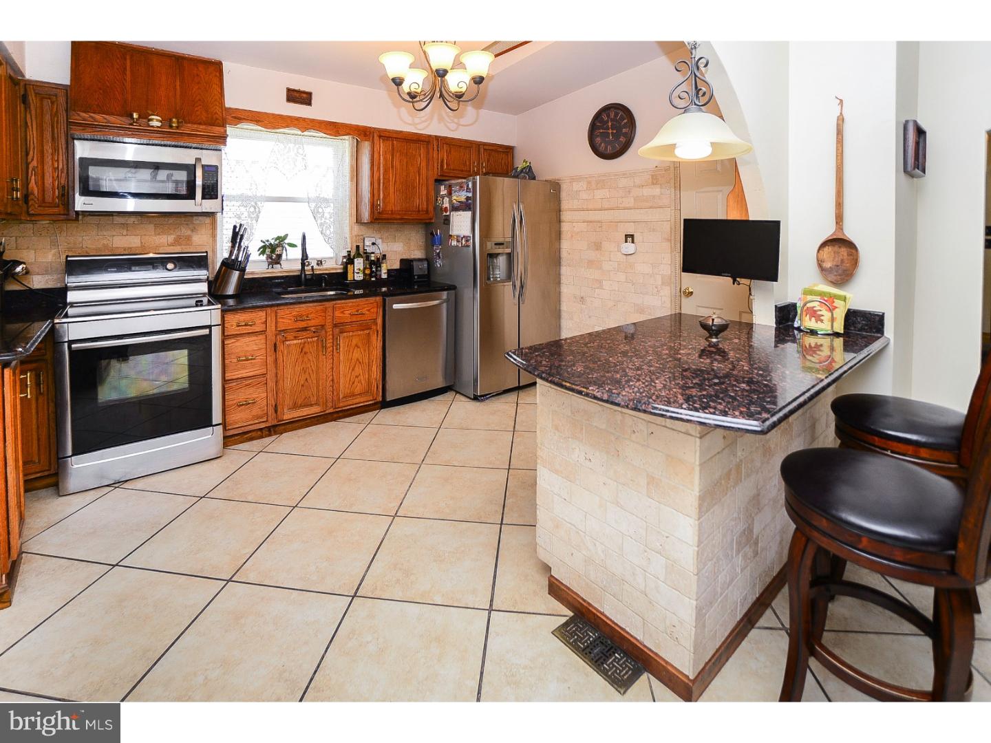 1458 Crown Point Road Westville, NJ 08093 - Photo 8 of 25 Kitchen