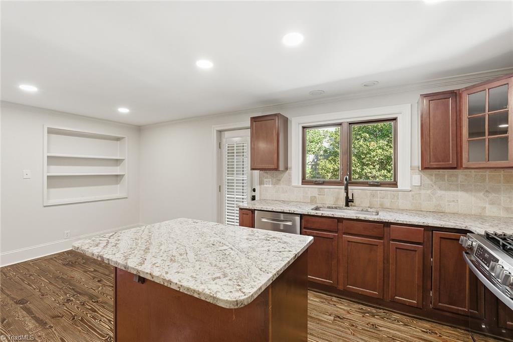 1920 Robinhood Road Winston-Salem, NC 27104 - Photo 13 of 36