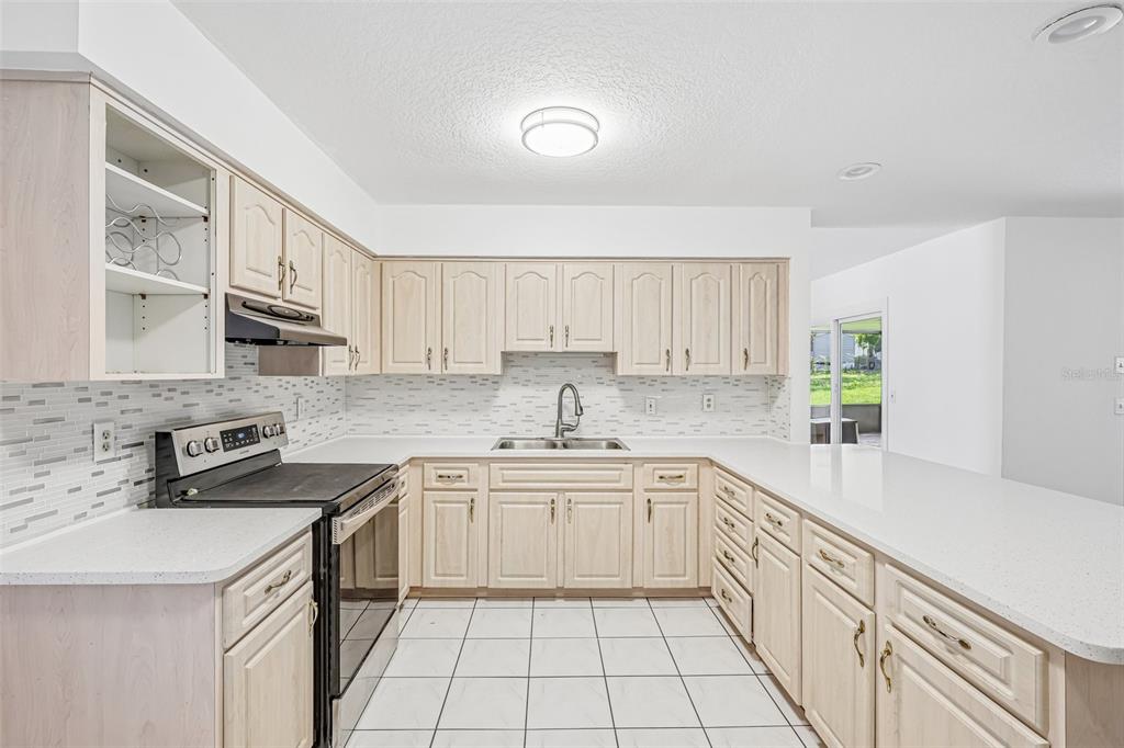 5344 Lowell Avenue Spring Hill, FL 34609 - Photo 8 of 25