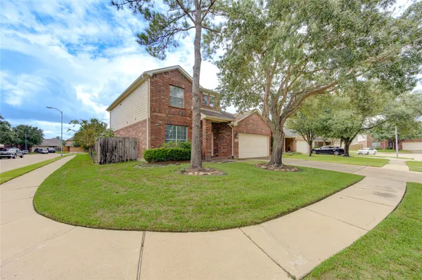 $2,600 | 1903 Hampton Lakes Court, Katy, TX 77493