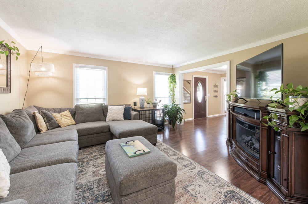1932 Bolin Road North Augusta, SC 29841 - Photo 17 of 50 Living Room!