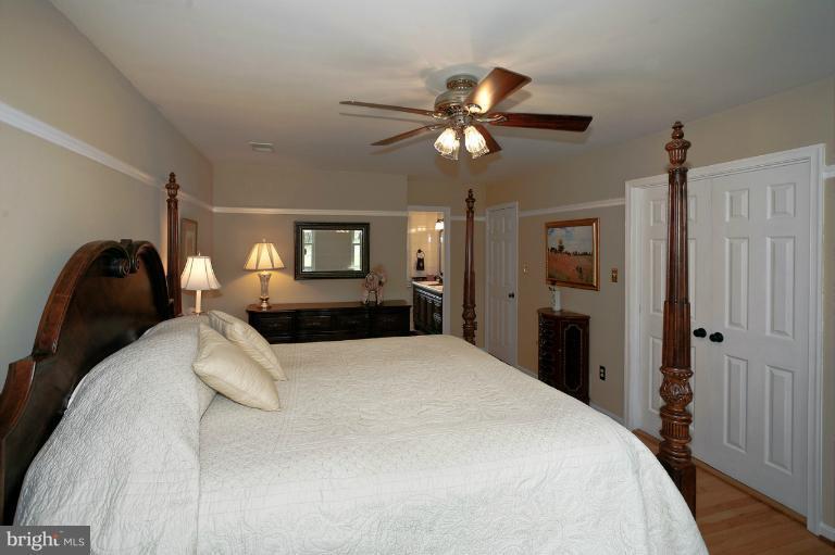 1200 Bishopsgate Way Reston, VA 20194 - Photo 4 of 30 Bath (Master)