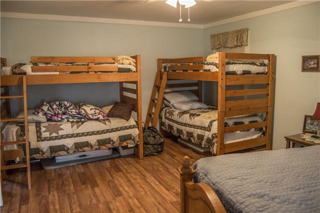 2662 Johnson Branch Road Leoma, TN 38468 - Photo 8 of 20 Den currently used as a guest bedroom.