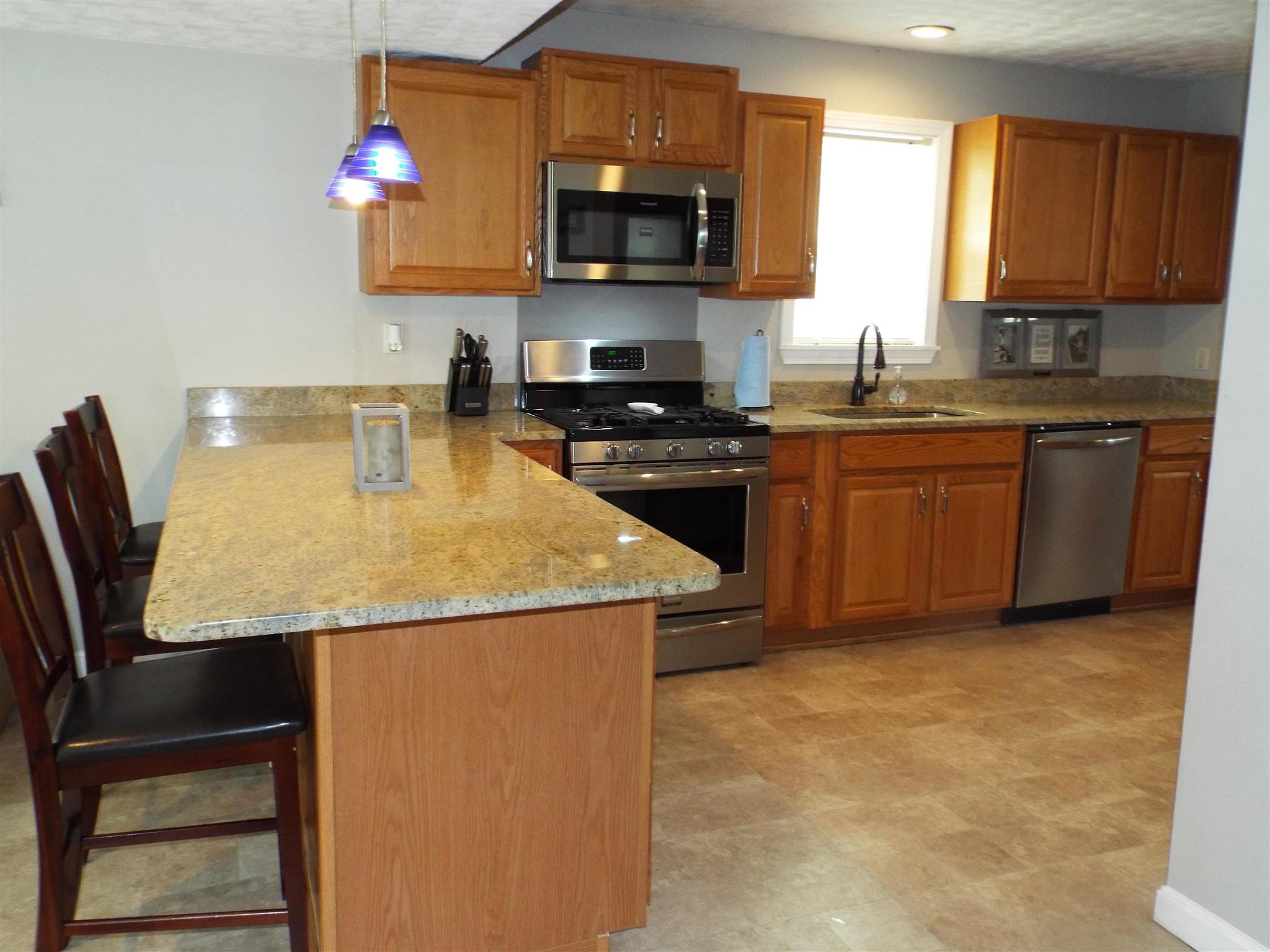 109 River Road Allenstown, NH 03275 - Photo 13 of 40