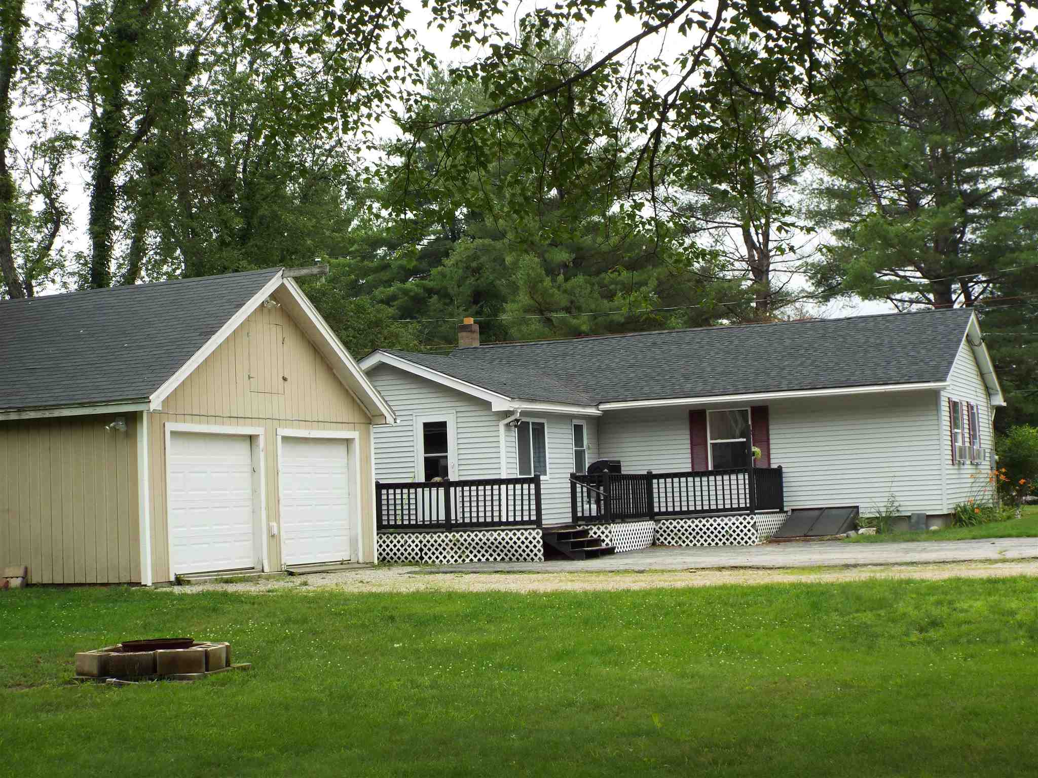109 River Road Allenstown, NH 03275 - Photo 3 of 40