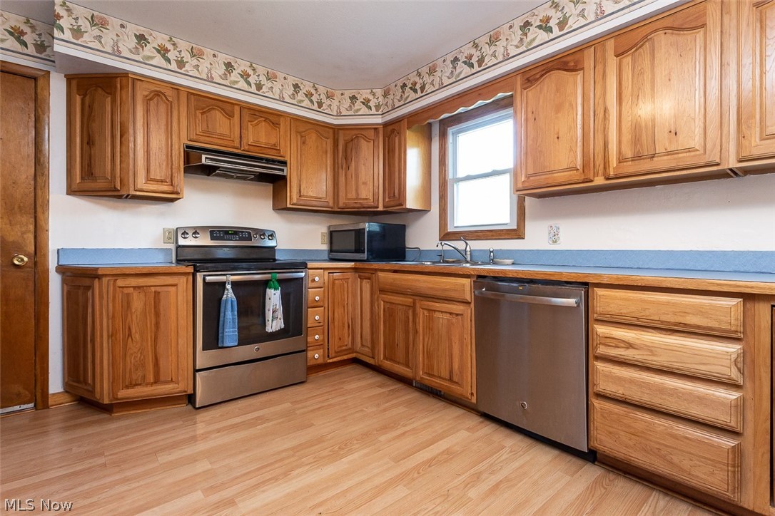 8215 Branch Road Medina, OH 44256 - Photo 14 of 24 Gallery Image 14