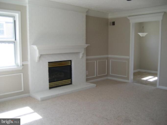 8112 Riggs Road Hyattsville, MD 20783 - Photo 6 of 9 Living Room