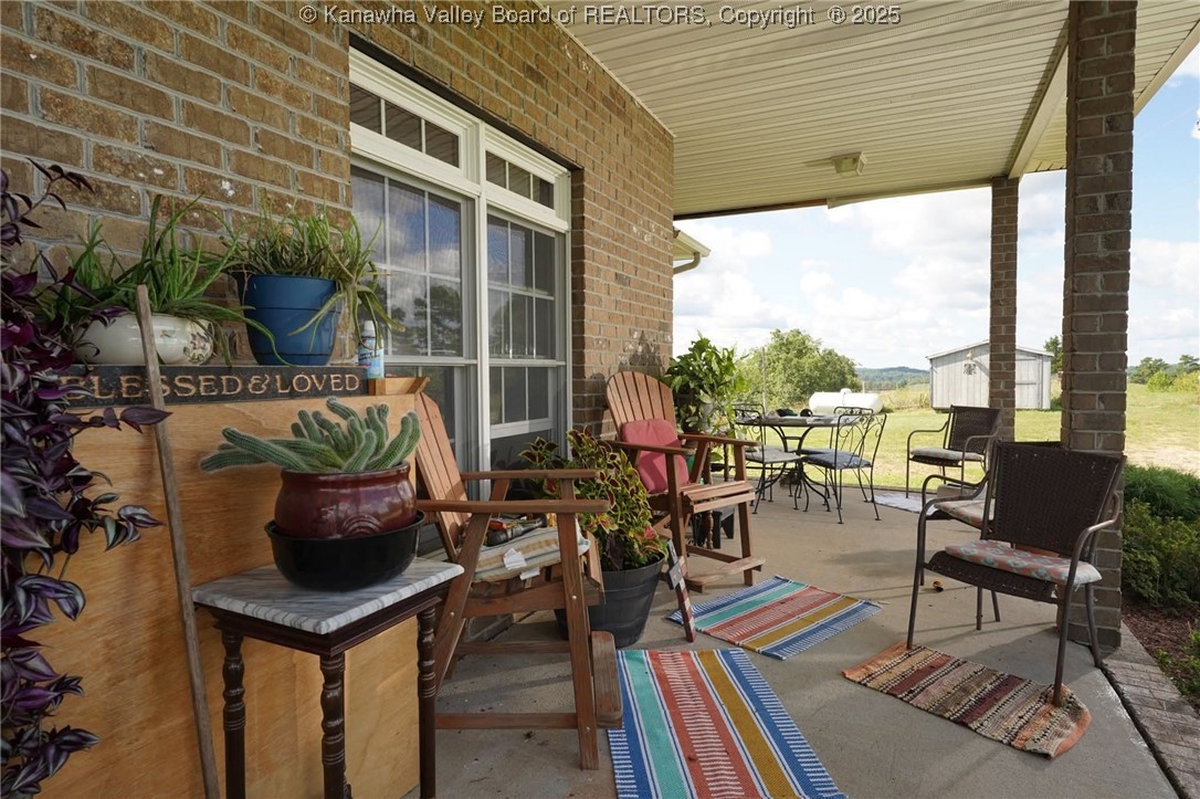 204 Jarvis Ridge Griffithsville, WV 25521 - Photo 32 of 44 Gallery Image 32