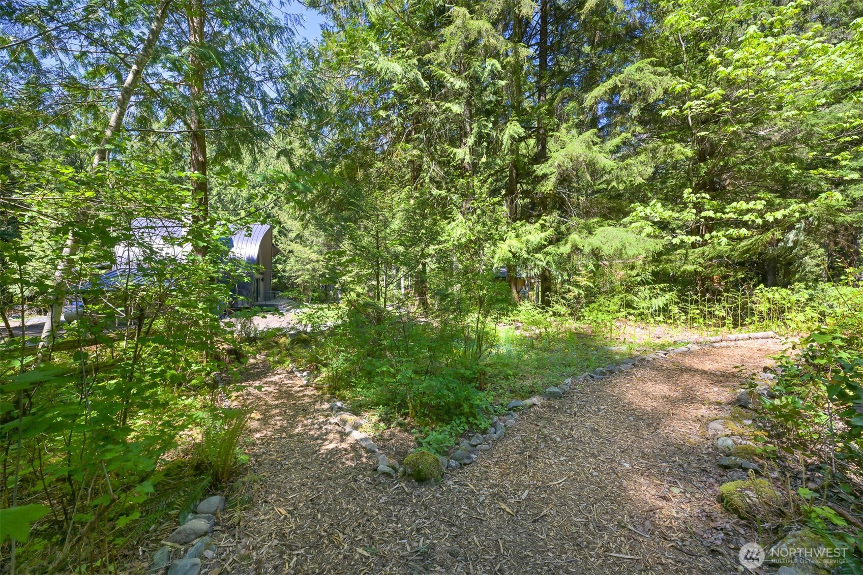 7117 Rainier Way Deming, WA 98244 - Photo 15 of 38