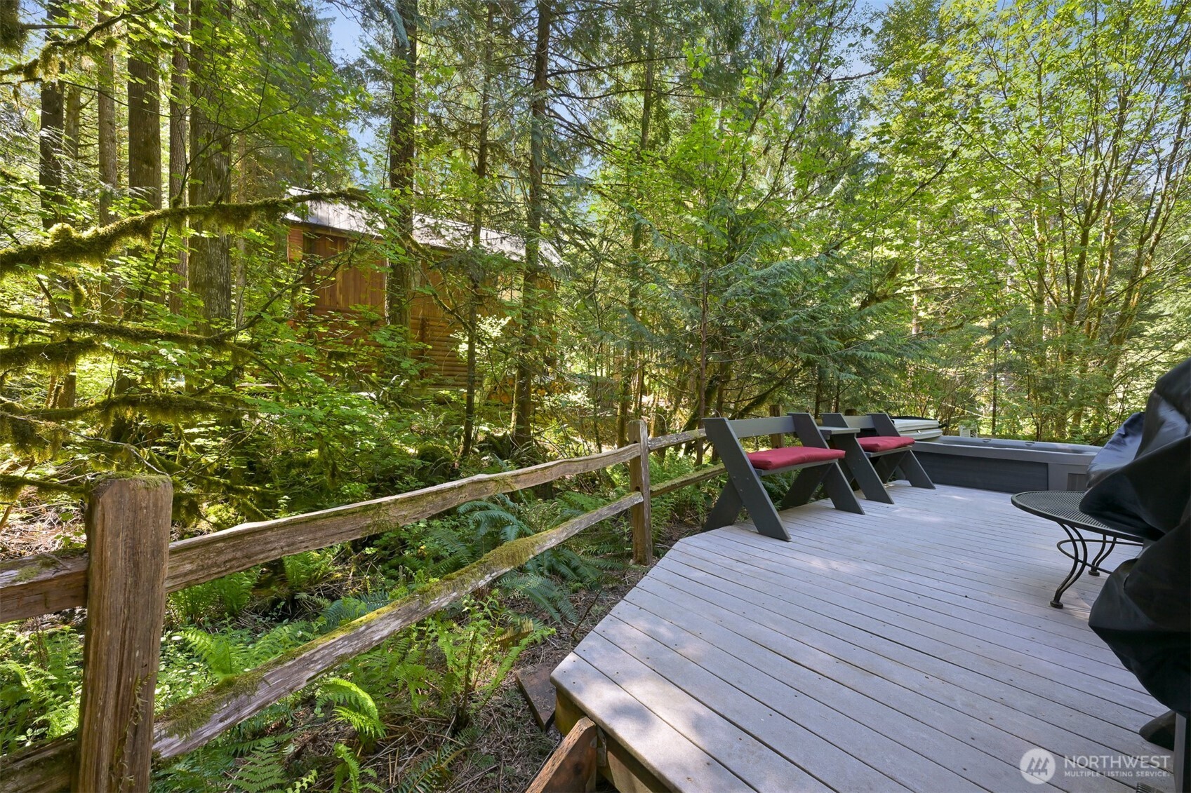 7117 Rainier Way Deming, WA 98244 - Photo 16 of 38