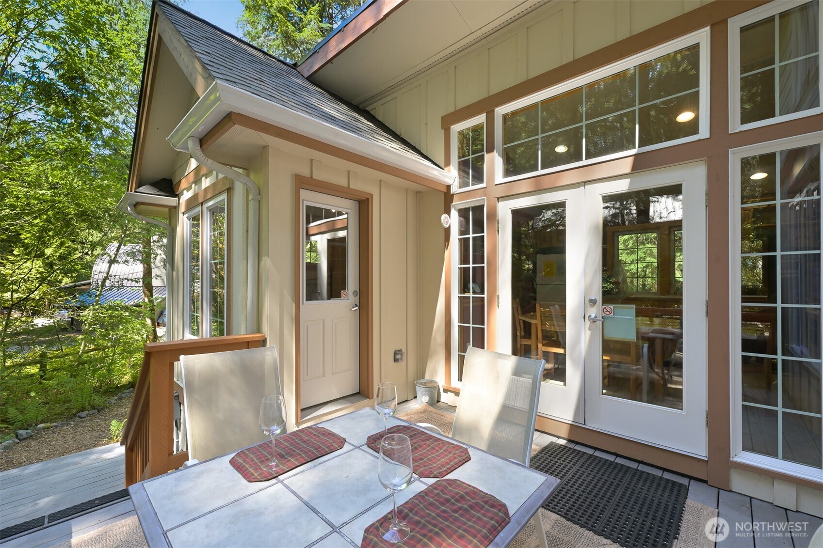 7117 Rainier Way Deming, WA 98244 - Photo 18 of 38