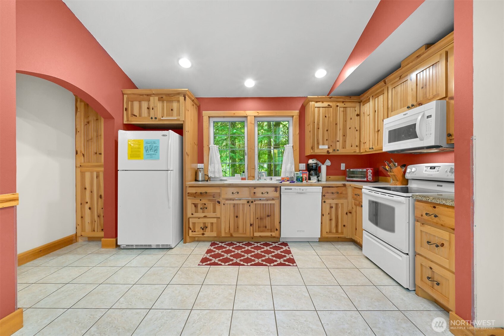 7117 Rainier Way Deming, WA 98244 - Photo 20 of 38