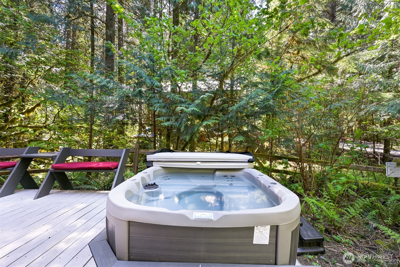 7117 Rainier Way Deming, WA 98244 - Photo 3 of 38