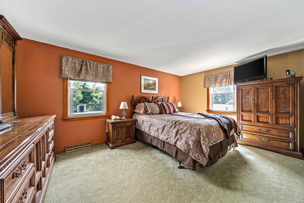 21 Regis Road Marshfield, MA 02050 - Photo 12 of 31 Gallery Image 12