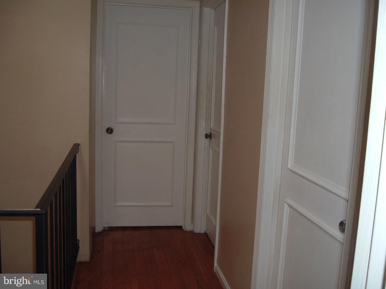 8582 Tyrolean Way Springfield, VA 22153 - Photo 6 of 18 Interior (General)