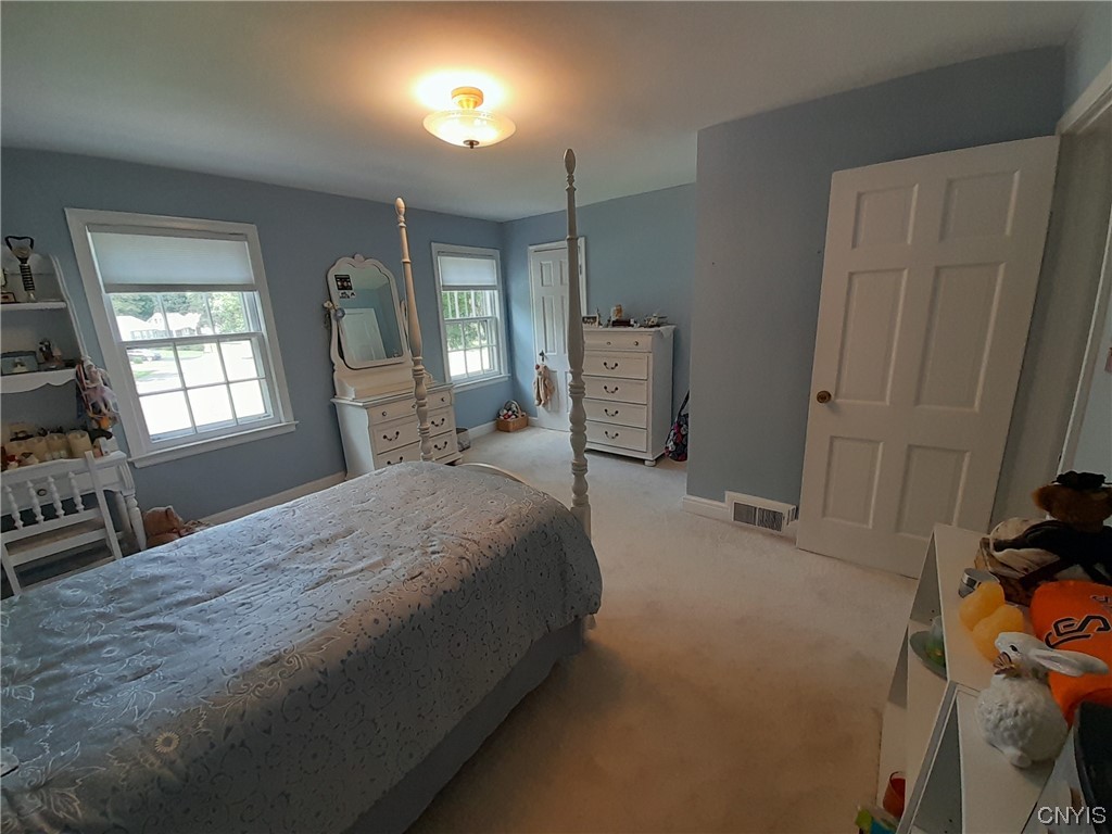 210 Pelham Road DeWitt, NY 13214 - Photo 18 of 25 Bedroom 3