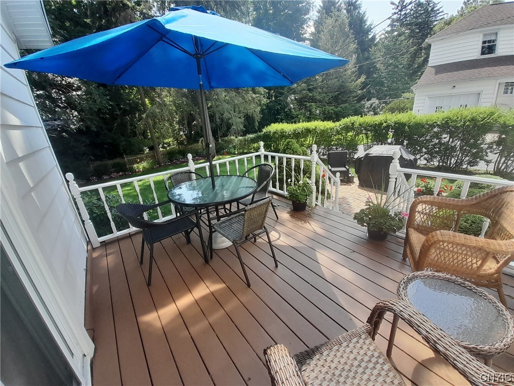 210 Pelham Road DeWitt, NY 13214 - Photo 21 of 25 Deck