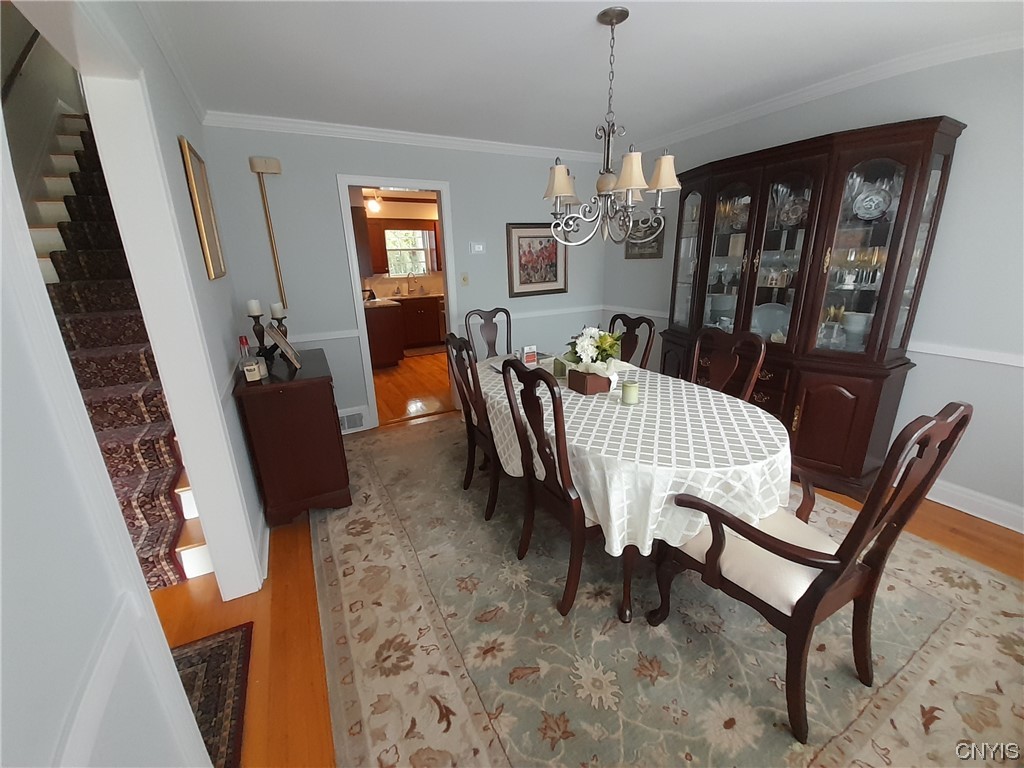 210 Pelham Road DeWitt, NY 13214 - Photo 8 of 25 Dining Room