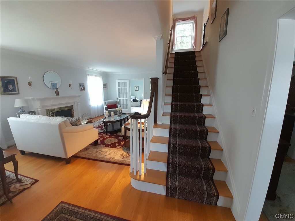 210 Pelham Road DeWitt, NY 13214 - Photo 10 of 25 Living Room