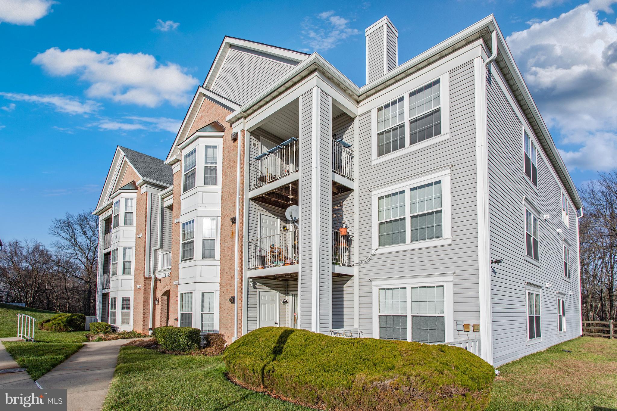 816 Kennington Road, Unit 816 Reisterstown, MD 21136 - Photo 3 of 31 Gallery Image 3