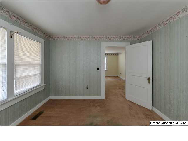 8429 Lewis Avenue Leeds, AL 35094 - Photo 9 of 32