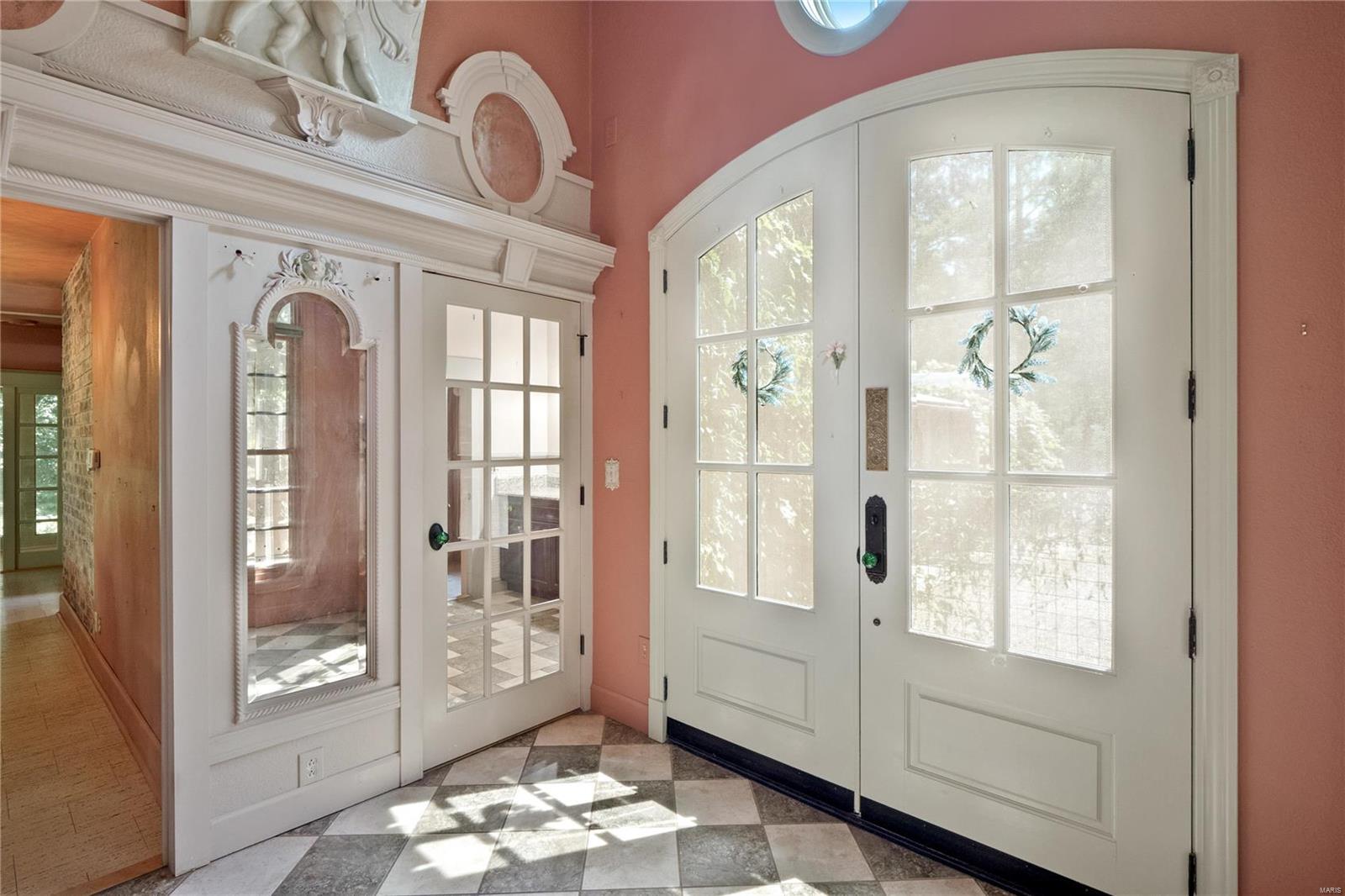 348 Avery Hill Belleville, IL 62223 - Photo 13 of 59