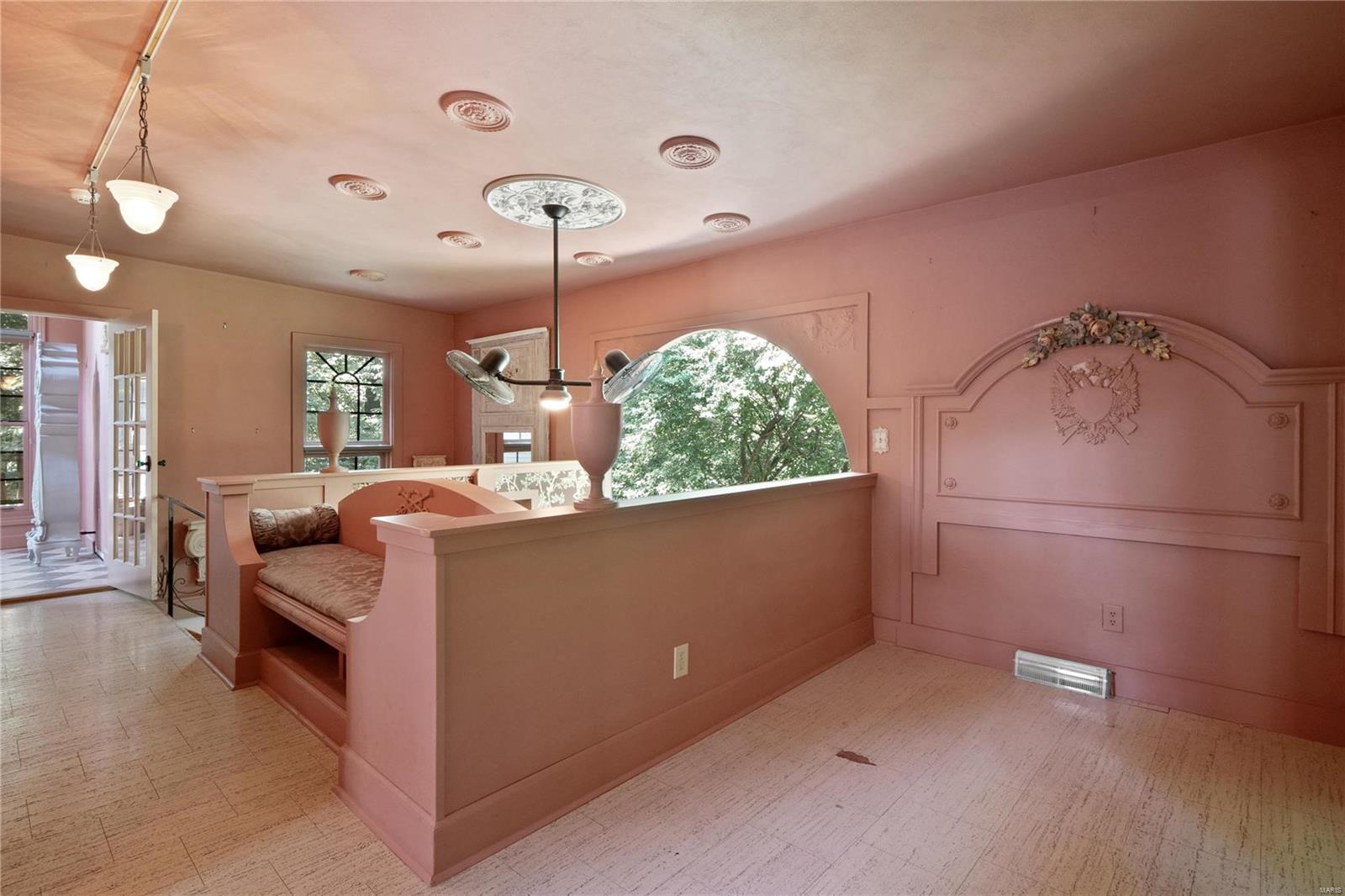 348 Avery Hill Belleville, IL 62223 - Photo 16 of 59