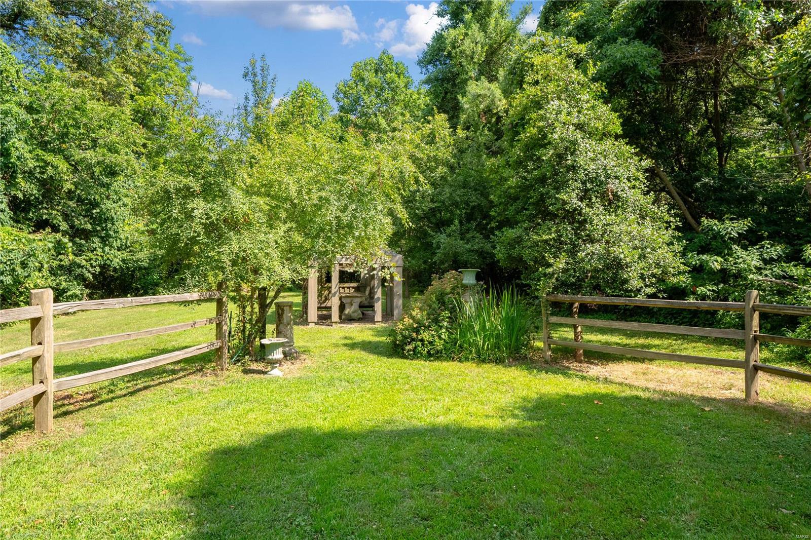 348 Avery Hill Belleville, IL 62223 - Photo 42 of 59