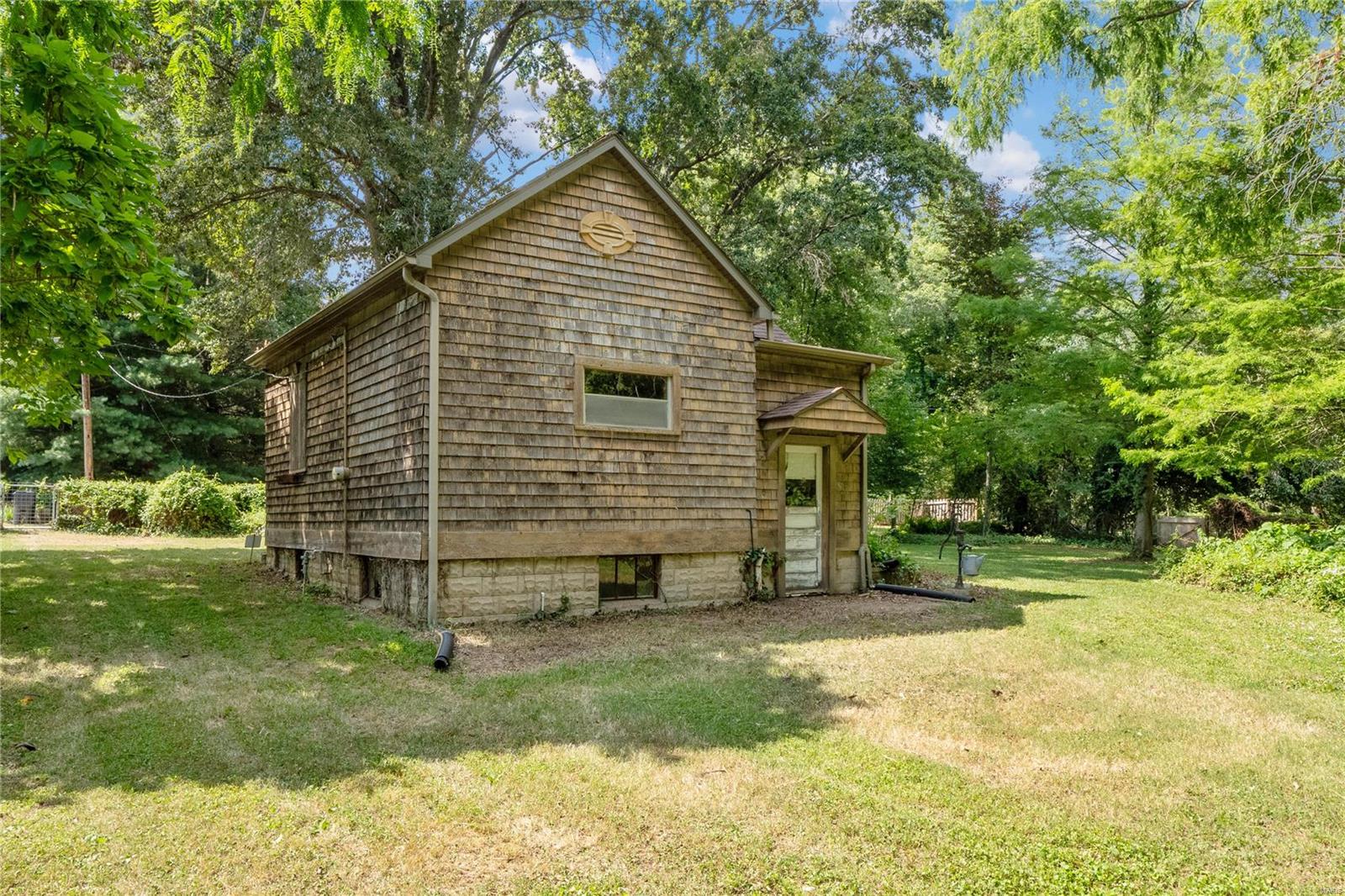 348 Avery Hill Belleville, IL 62223 - Photo 46 of 59