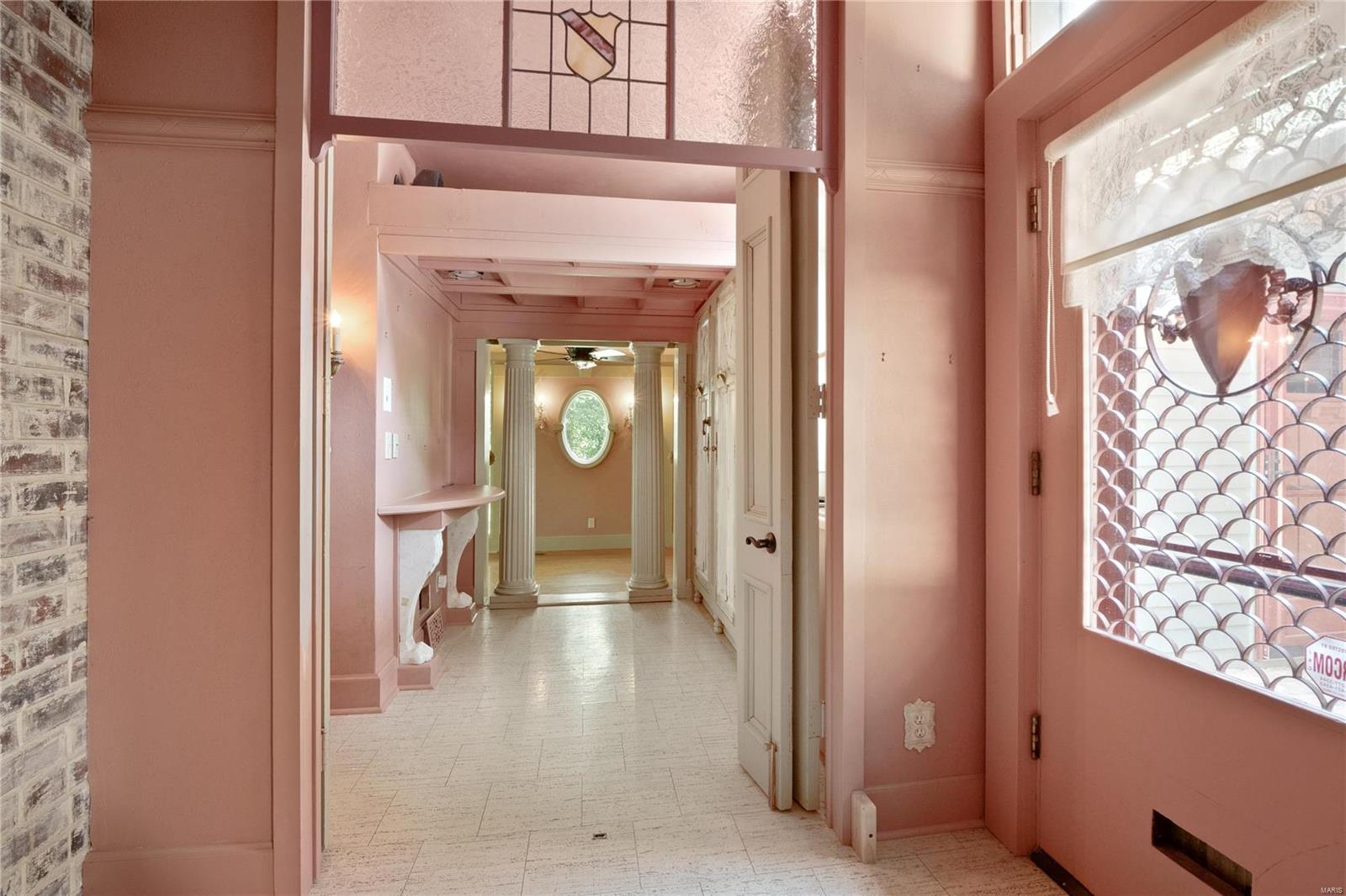 348 Avery Hill Belleville, IL 62223 - Photo 8 of 59