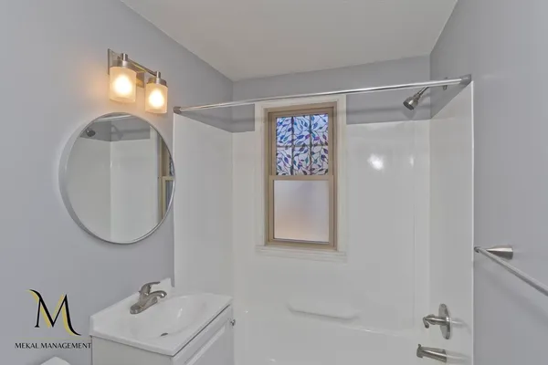 $2,800 | 320 Island Pond Road, Unit 320, Springfield, MA 01118