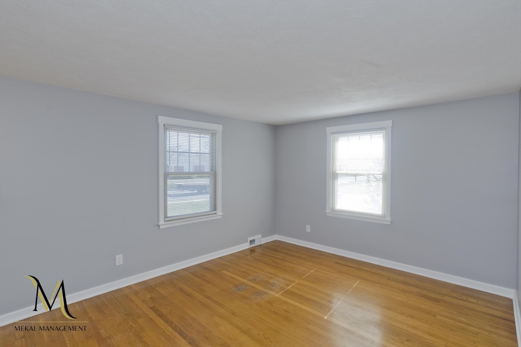 320 Island Pond Road, Unit 320 Springfield, MA 01118 - Photo 5 of 28